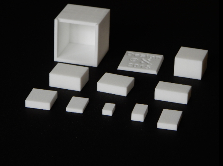 FenCube 3d printed Parts on flat surface