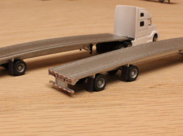 1:160 N Scale MAC 53' Flatbed Trailer 3d printed 