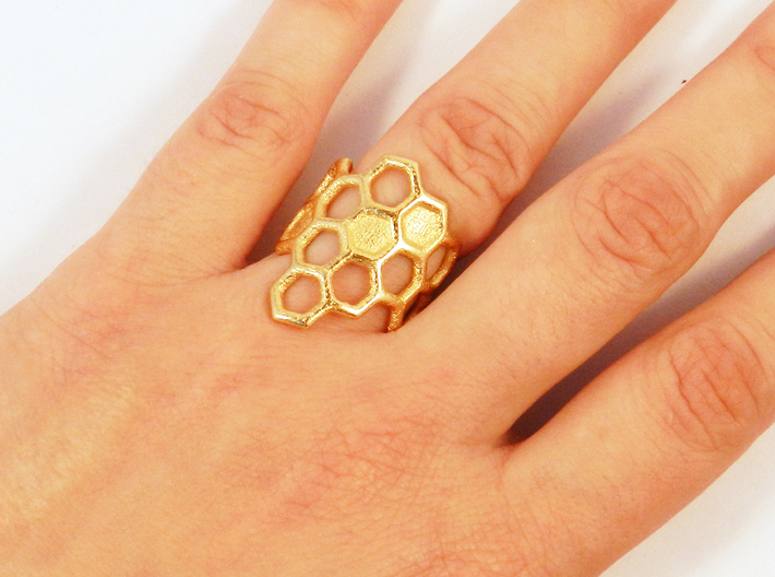 Honeycomb Ring 3d printed Polished Gold