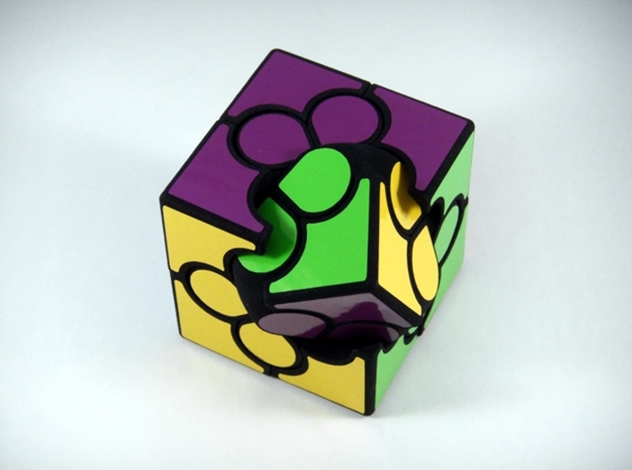 Lucky Clover Cube Puzzle 3d printed Mid Turn