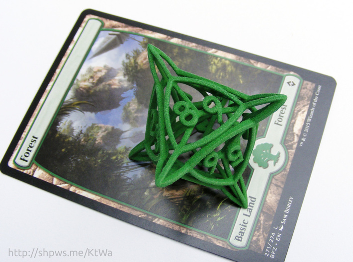 Large 'Center Arc' D8 Tarmogoyf P/T Die 3d printed With a Magic card for scale