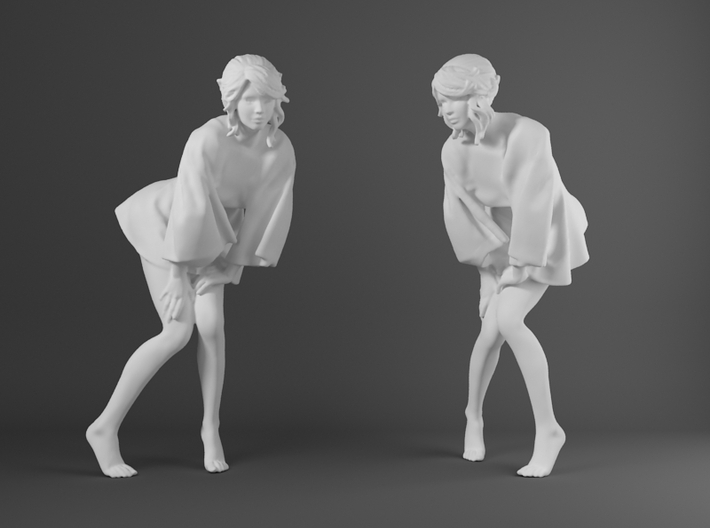 Skirt Girl-007-scale 1/32 3d printed