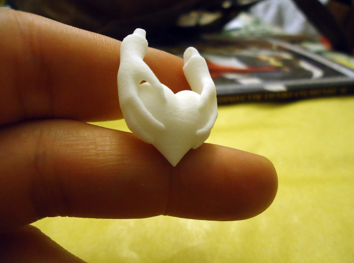 Amber's heart Pendant 3d printed