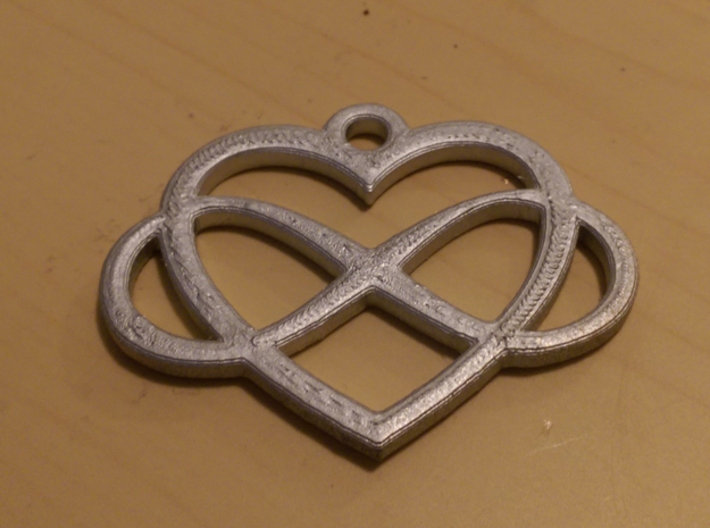 Infinity Heart 3d printed 