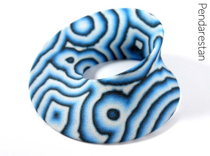 Minimal Mobius banded agate (2¾ in) 3d printed Mobius strip minimal surface sculpture with agate-like reaction-diffusion texture
