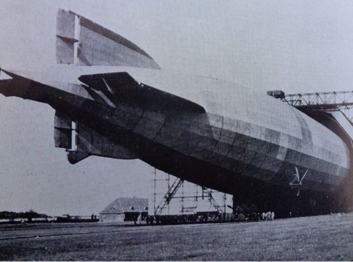 Zeppelin R Type of WW1 1/700th scale 3d printed L30 at the Ahlhorn base.