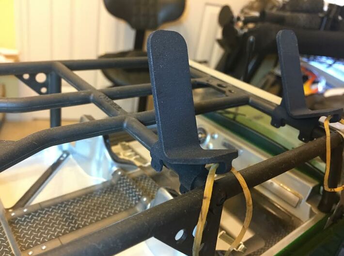 Scale Kayak Mount for Axial Crawlers w/ Roll Cage 3d printed 