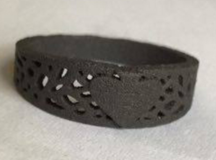 Ace Ring_Web 3d printed MATTE BLACK STEEL (not stainless)
