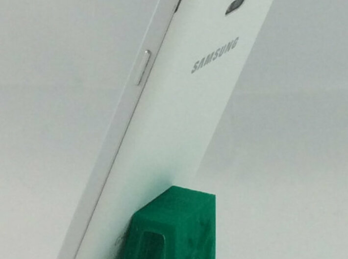 Flexible Phone Stand Keychain - Shamrock 3d printed Supports large phones upright
