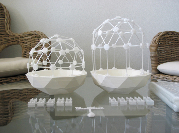 Connector-Set #1 for Flexible Mini Greenhouse-Dome 3d printed Flexible Mini Greenhouse-Dome with Pot (Sets short and long). Own 3D-prints with white/transparent PLA.