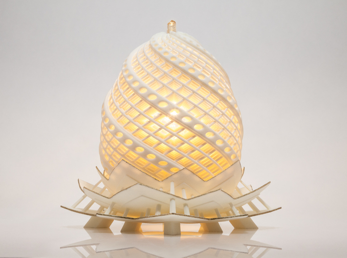 Phoenix Egg Lamp 3d printed With custom paint job and an imperial topaz on top