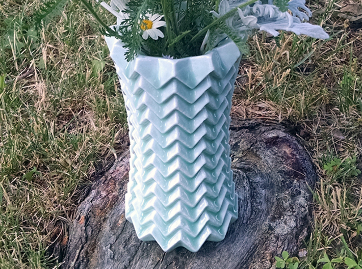 Mountain Valley Vase 3d printed