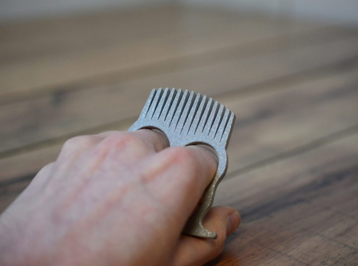 Knuckle Duster Beard Comb 3d printed 
