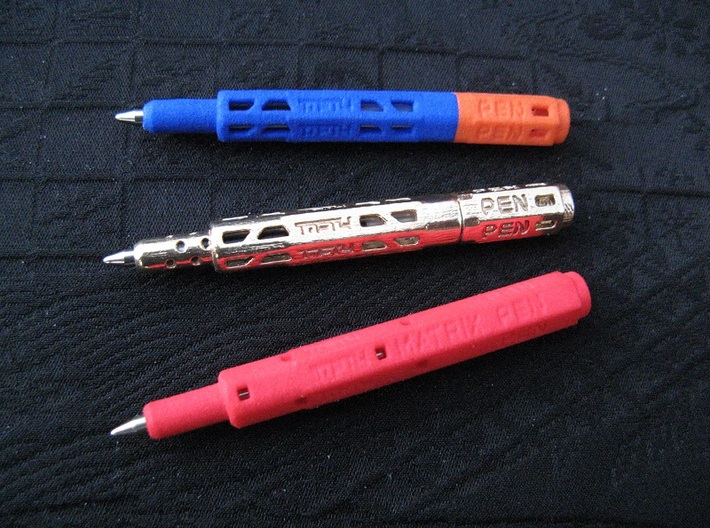 Pen Insert for Tool Pen Mini (052) 3d printed Pen 052 shown alongside two 042 Pens (042 Pens and Refills not included)