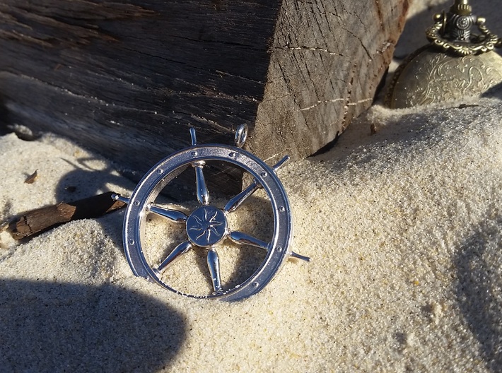 Ship's Wheel Pendant 3d printed 