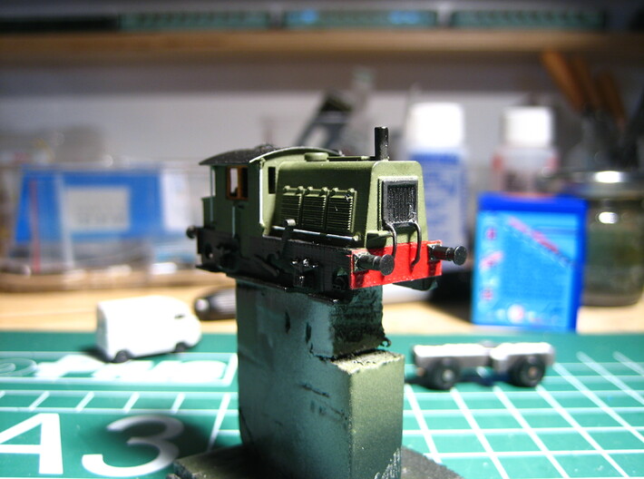 N SIK NS 200-300 locomotor met houtgasgenerator 3d printed 