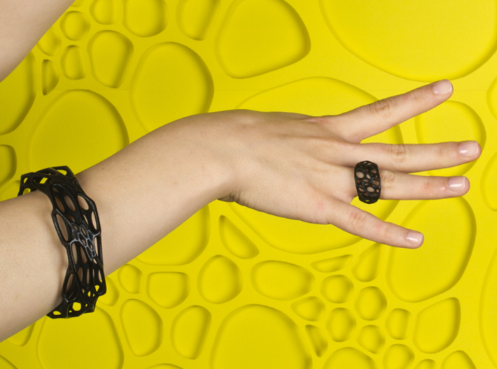 2-Layer Twist Ring 3d printed in Black Strong and Flexible