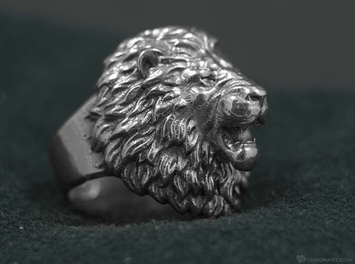 Aggressive Lion Ring 3d printed Natural silver, slightly polished by hand using rotary tool