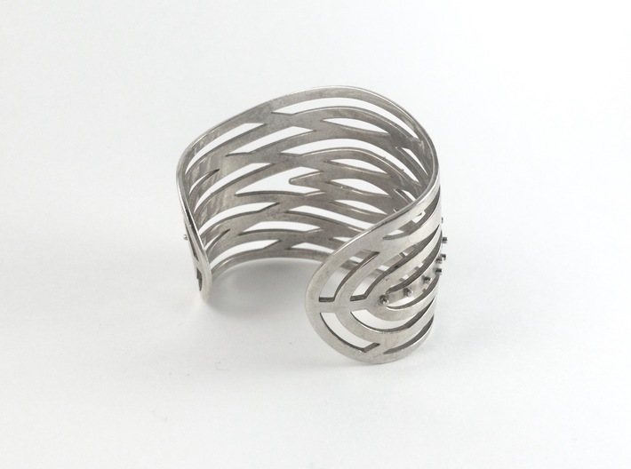 Crisscross Cuff 3d printed 