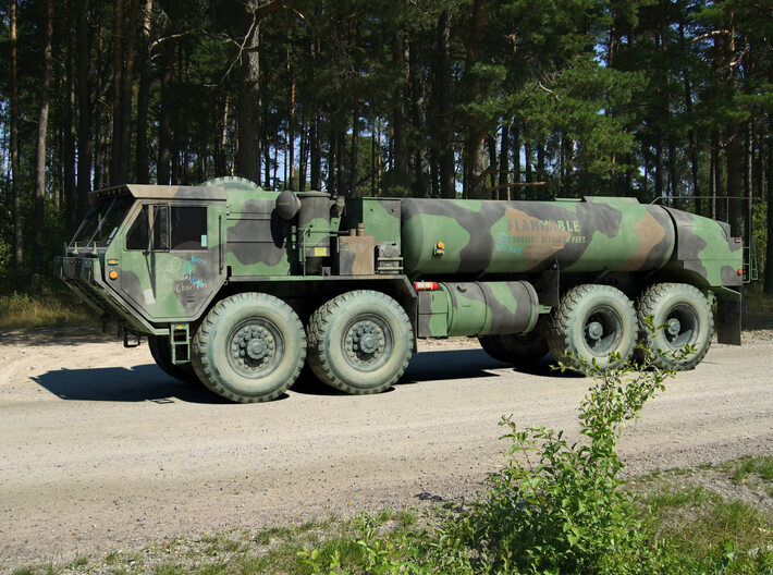 HEMTT Cargo Truck And Tanker Convoy 3d printed