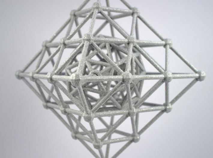 Diamond Spinning Ornament 3d printed Printed in Polished Alumide