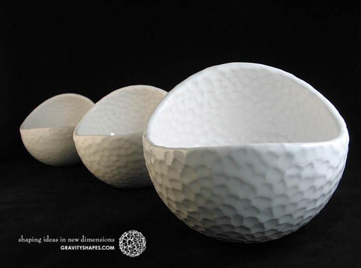 Porcelain Plant-pot in Golfball-Look (large round) 3d printed Gloss White - Size small, large and XL