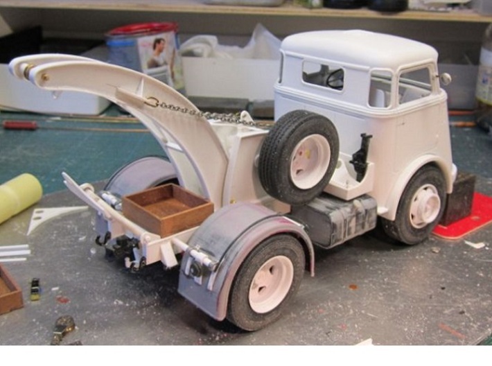 Cab-7S-1to24 3d printed if you are in trouble, call for the towing DAF Truck of E. Fontein (NL)
