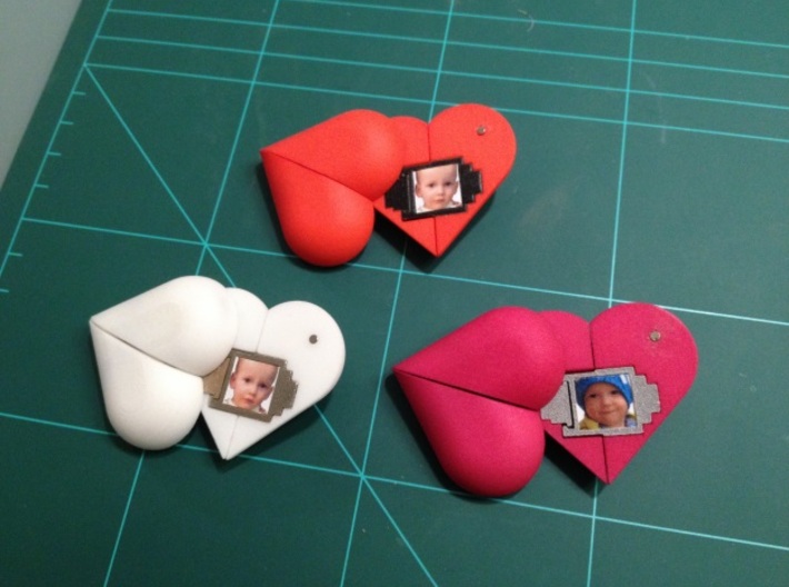 Heart Amulet Small - Outer Part 1 Left 3d printed 