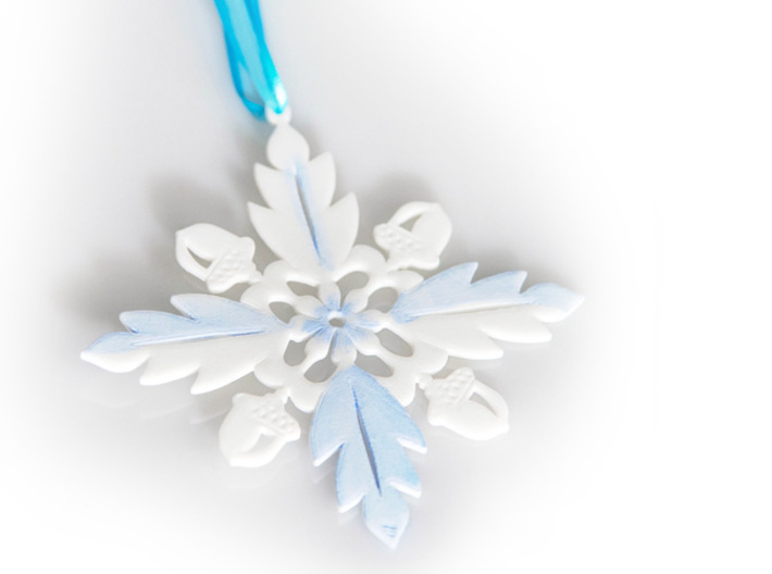 Grand Central Snowflake - Flat 3d printed Snowflake in White SF with blue paint added