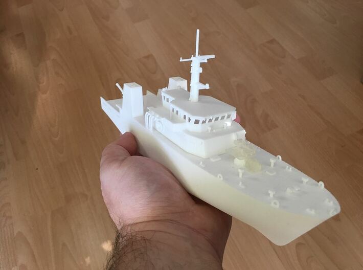 HMCS Kingston, Hull (1:200, RC) 3d printed basic model (hull, details 1 and details 2)