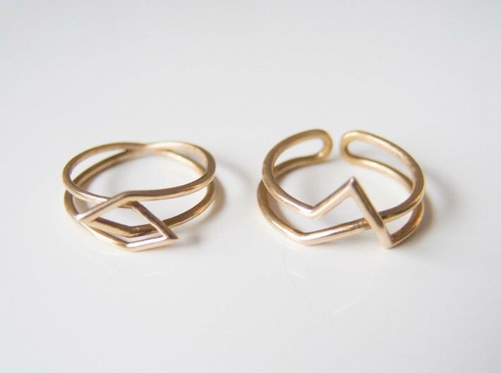 Continuous Geometric Ring  3d printed 