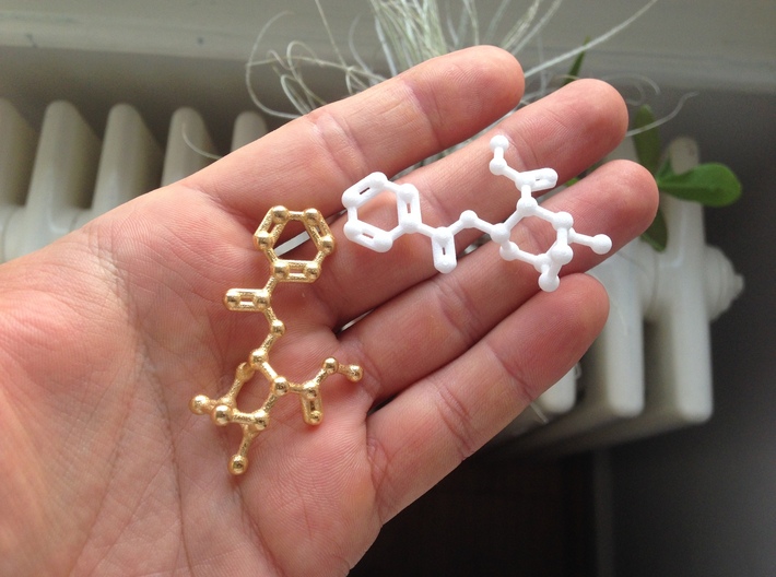 Cocaine Molecule Necklace Keychain 3d printed Cocaine molecule pendant / keychain in Polished Gold Steel and White Strong &amp; Flexible 