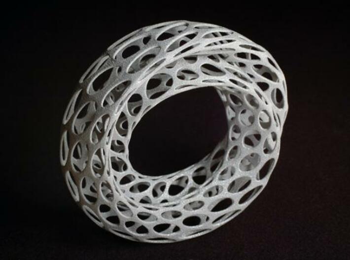 Eight torus 3d printed Description