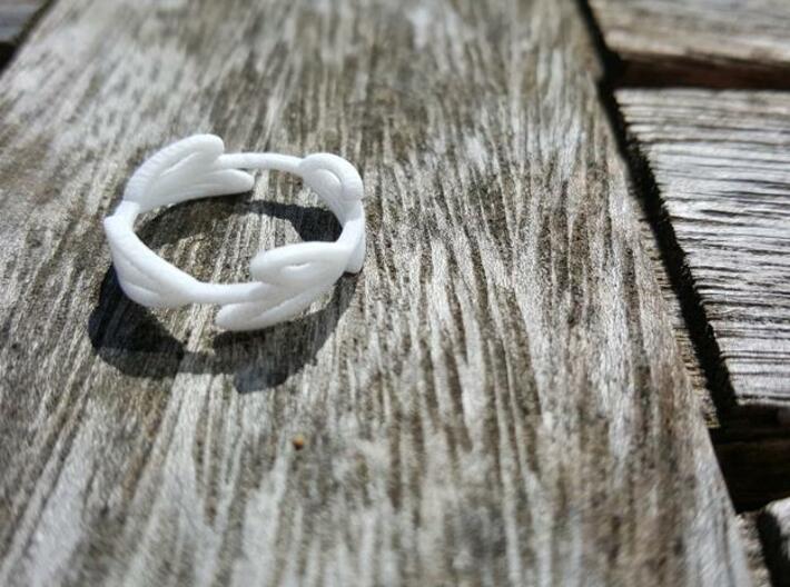 8 Leaf Ring 3d printed White Strong & Flexible