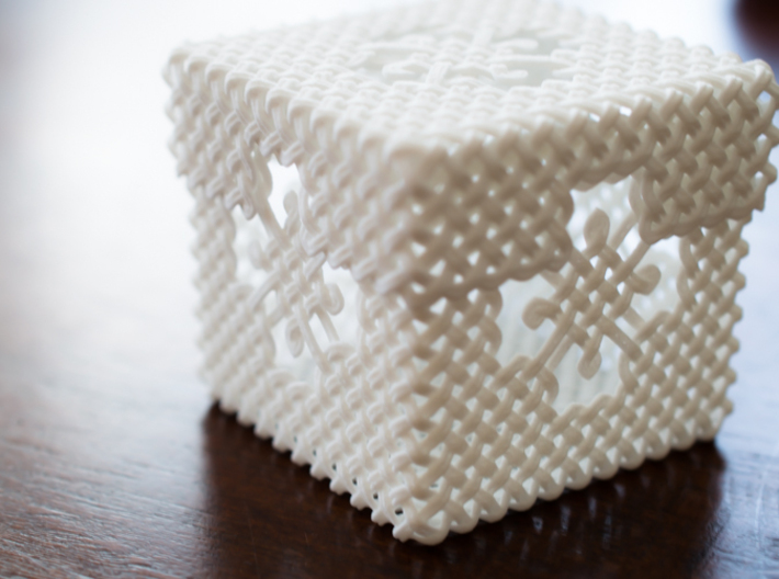 Woven Jewelry Box 3d printed This photo includes the bottom piece which must be ordered separately.