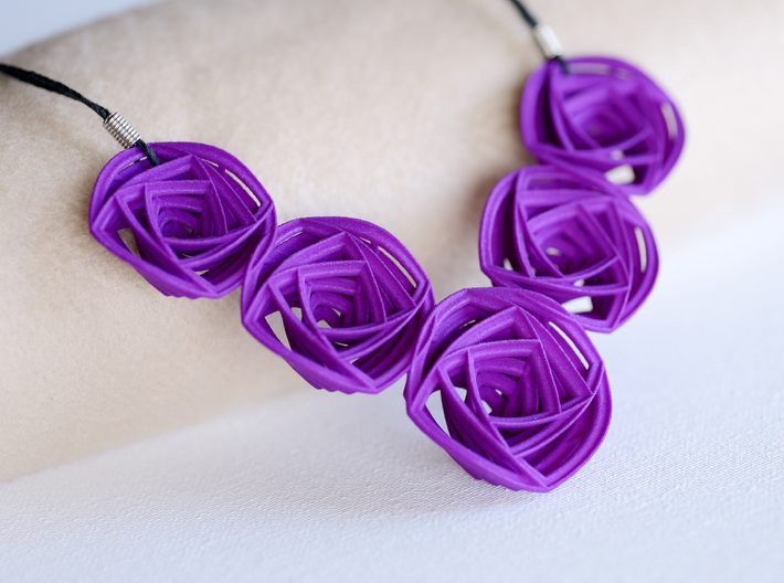 Rose Stripes Necklace 3d printed Add a caption...