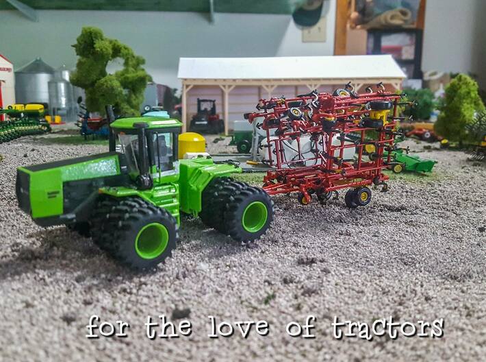 1/64 44ft 5630 Field Cultivator frames 3d printed in the folded position