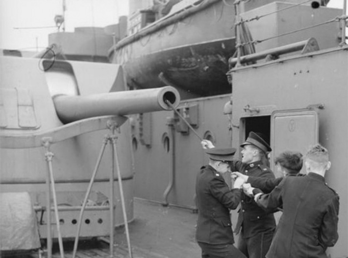 1/200 HMS Rodney 6" MKXXII Guns (No Barrels) x6 3d printed Photo showing Sighting Ports on HMS Rodney