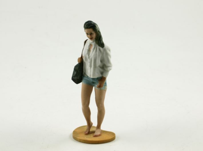 Shopping lady 3d printed