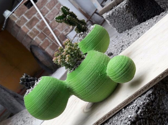 Metaballs planter. 3d printed 3D Printed with Green PLA