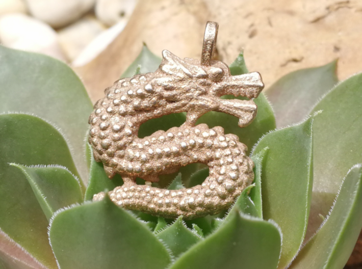 Dragon pendant 3d printed 