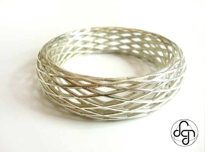 Toroidal Knot Bangle 3d printed Detail [Polished Silver]