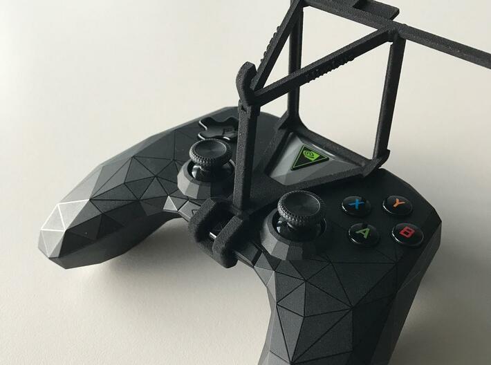 Controller mount for Shield 2017 & Unnecto Neo V - 3d printed SHIELD 2017 - Over the top - barebones