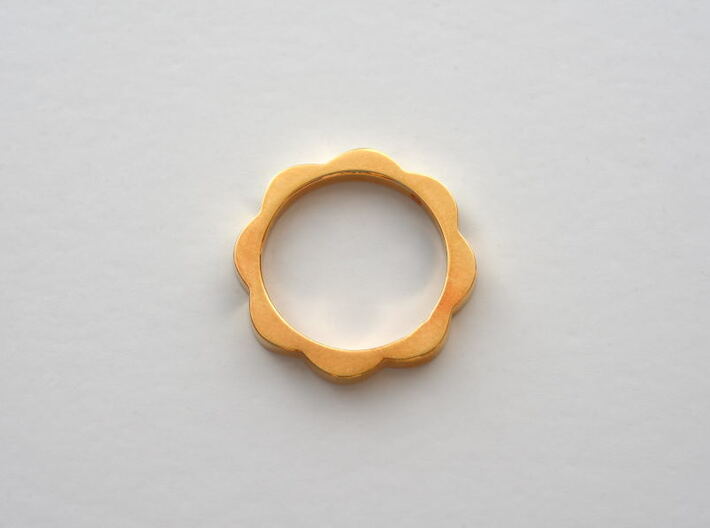 Flower Power Ring ML 18mm 3d printed