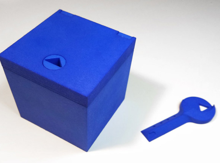 Mulholland Drive &quot;Blue Box&quot; - 2 of 4 - Upper Lid 3d printed Assembled box