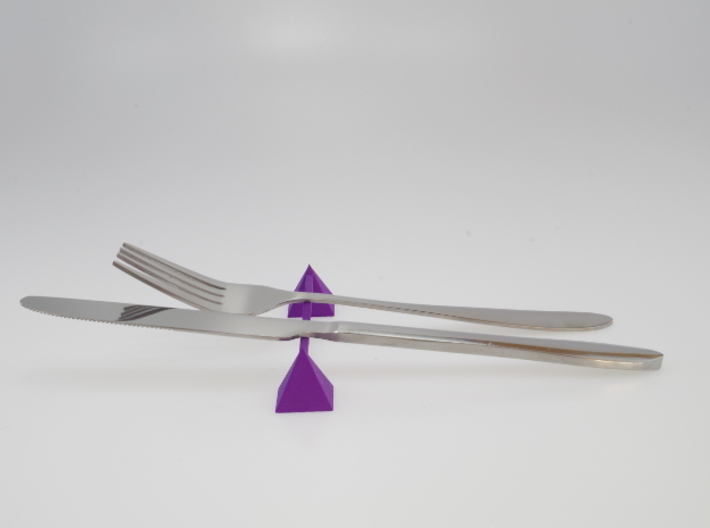 Knife rest & Cutlery rest pyramid 3d printed 