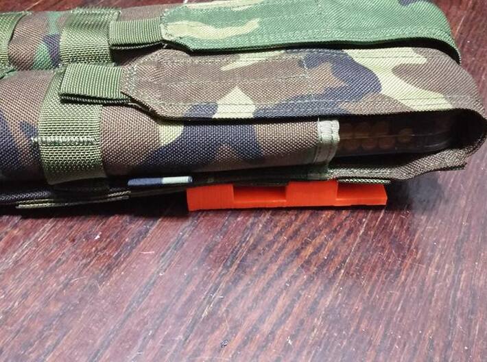 Wall-Mounted MOLLE/PALS Mounting System (3 x 2) 3d printed 