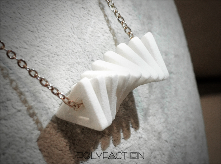 polyNINE ::: Triangle Pendant ::: v.01 3d printed 