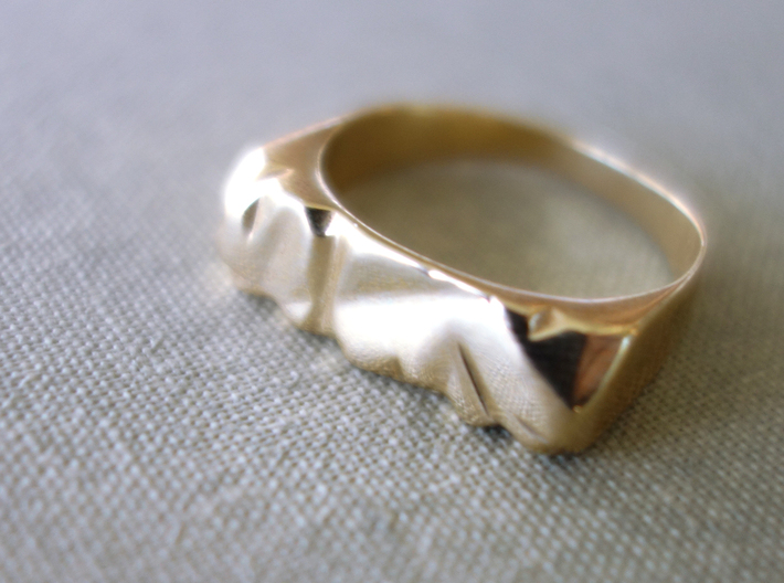 Abstract Stone Ring 3d printed Polished Brass