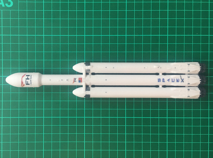 250mm - SpaceX Falcon Heavy [Full Colour] 3d printed